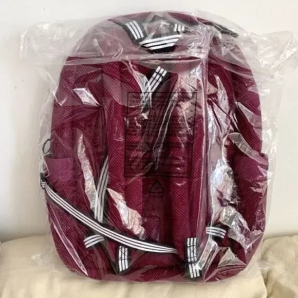 NWT Adidas VFA 2 Backpack Womens Red Maroon Padded Laptop Sleeve 2 Side Pockets - Picture 7 of 7
